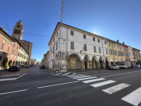 casa indipendente in vendita a Cortemaggiore
