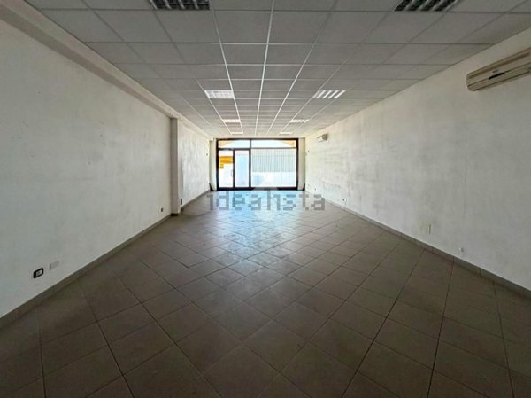 negozio in vendita a Cortemaggiore