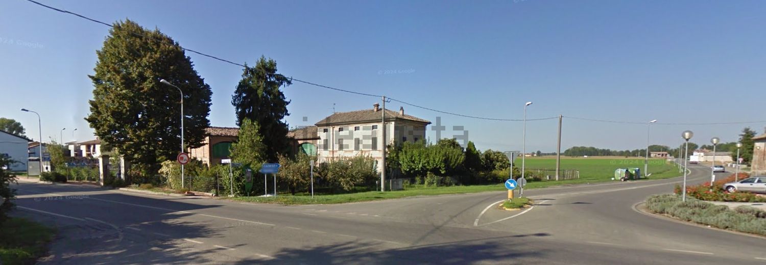 casa indipendente in vendita a Cortemaggiore in zona Chiavenna Landi