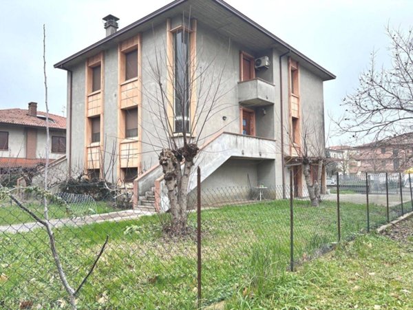 casa indipendente in vendita a Cortemaggiore