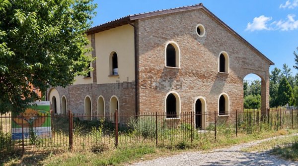 casa indipendente in vendita a Cortemaggiore