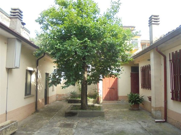 casa indipendente in vendita a Cortemaggiore