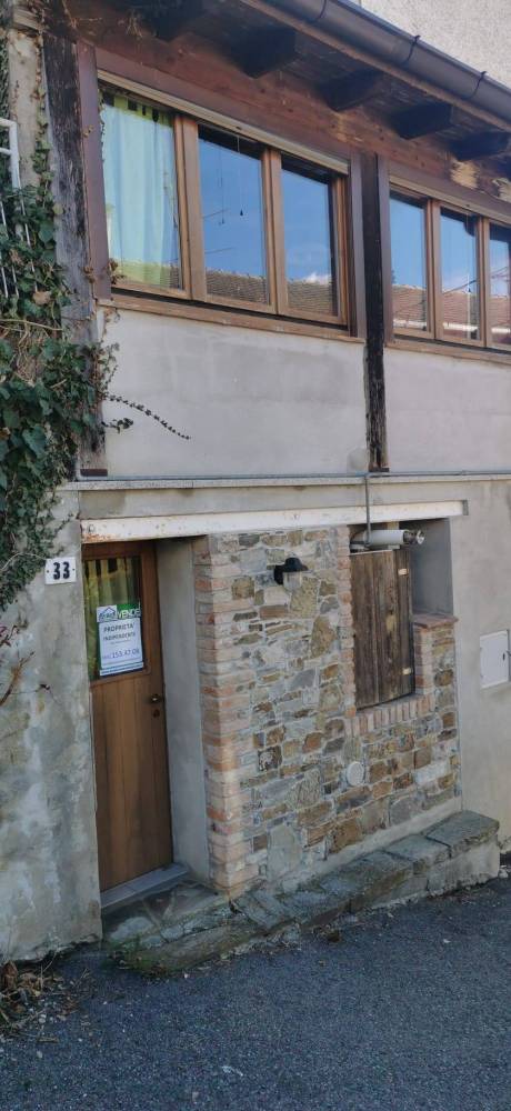 appartamento in vendita a Farini in zona Groppallo