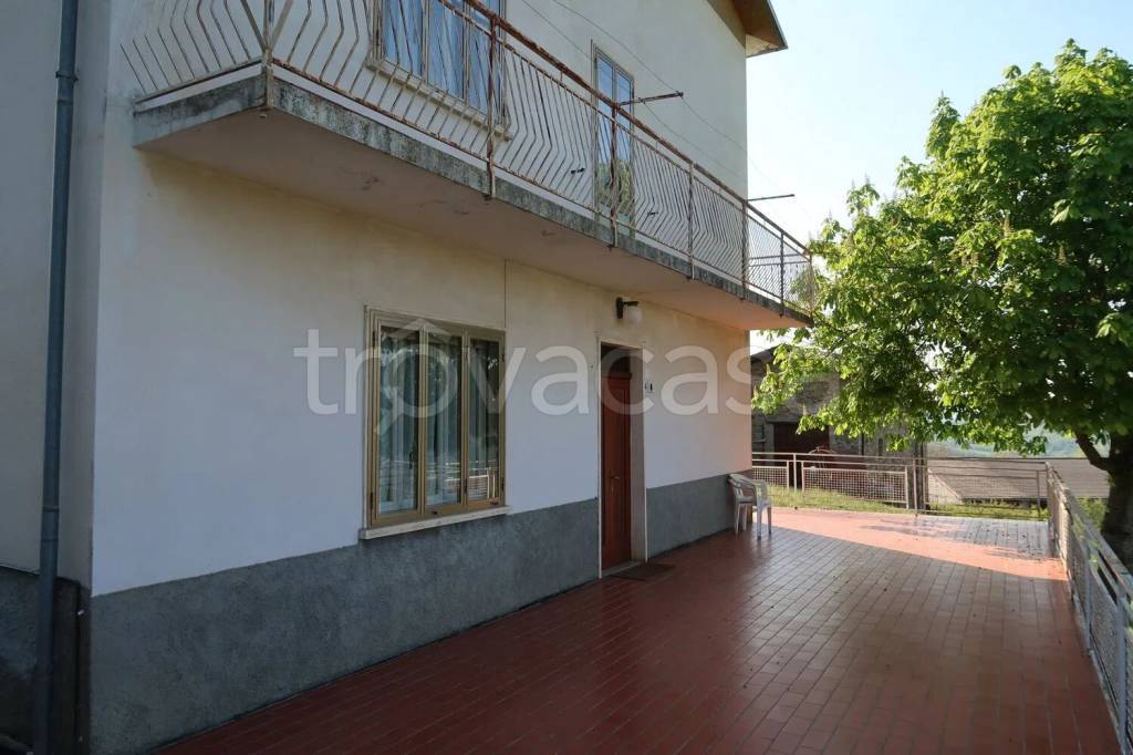 casa indipendente in vendita a Farini in zona Groppallo