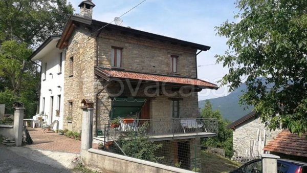 casa indipendente in vendita a Farini