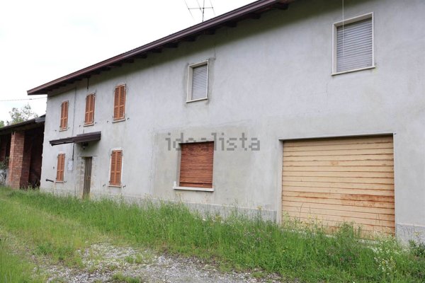 pentavano in vendita a Farini in zona Le Moline