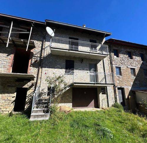 casa indipendente in vendita a Farini