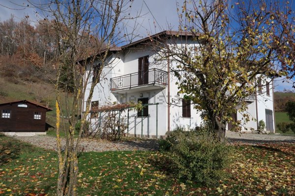 casa indipendente in vendita a Farini