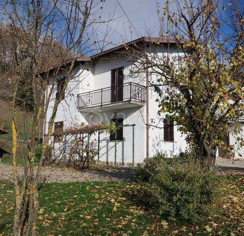 casa indipendente in vendita a Farini