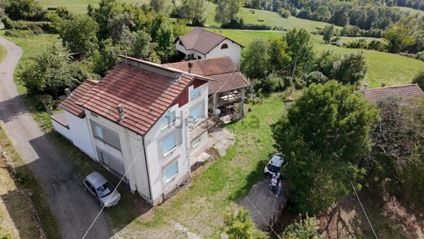casa indipendente in vendita a Farini
