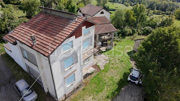 casa indipendente in vendita a Farini in zona Boccolo Noce