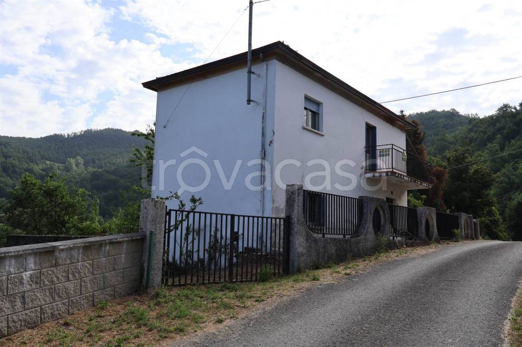 casa indipendente in vendita a Farini