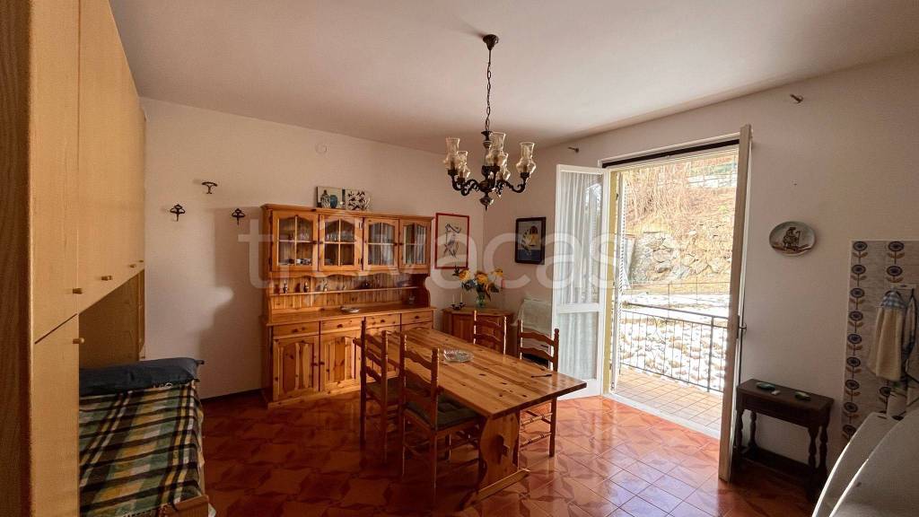 appartamento in vendita a Farini in zona Groppallo