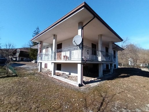 casa indipendente in vendita a Farini