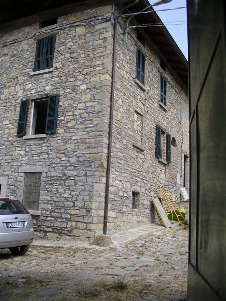 casa indipendente in vendita a Farini in zona Groppallo