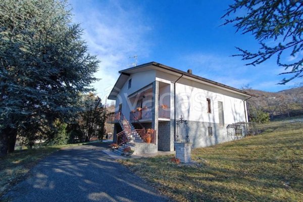 casa indipendente in vendita a Farini