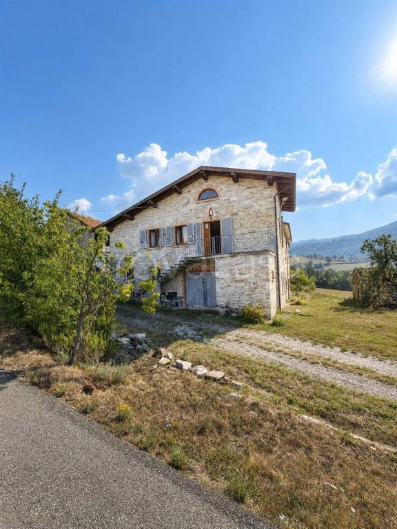 casa indipendente in vendita a Farini