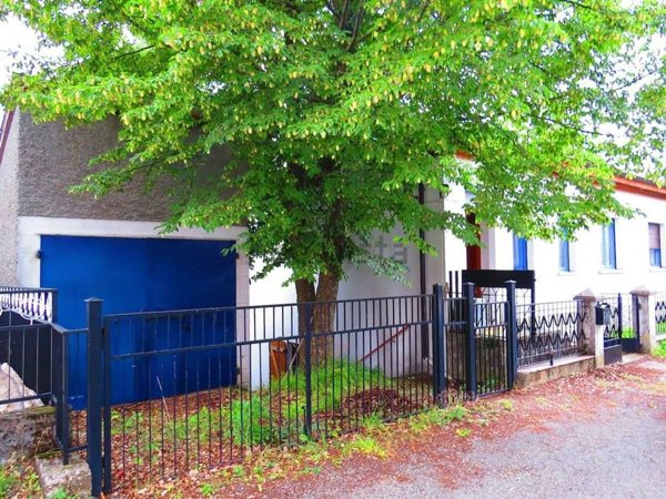 casa indipendente in vendita a Farini in zona Groppallo