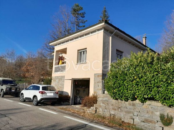 casa indipendente in vendita a Ferriere