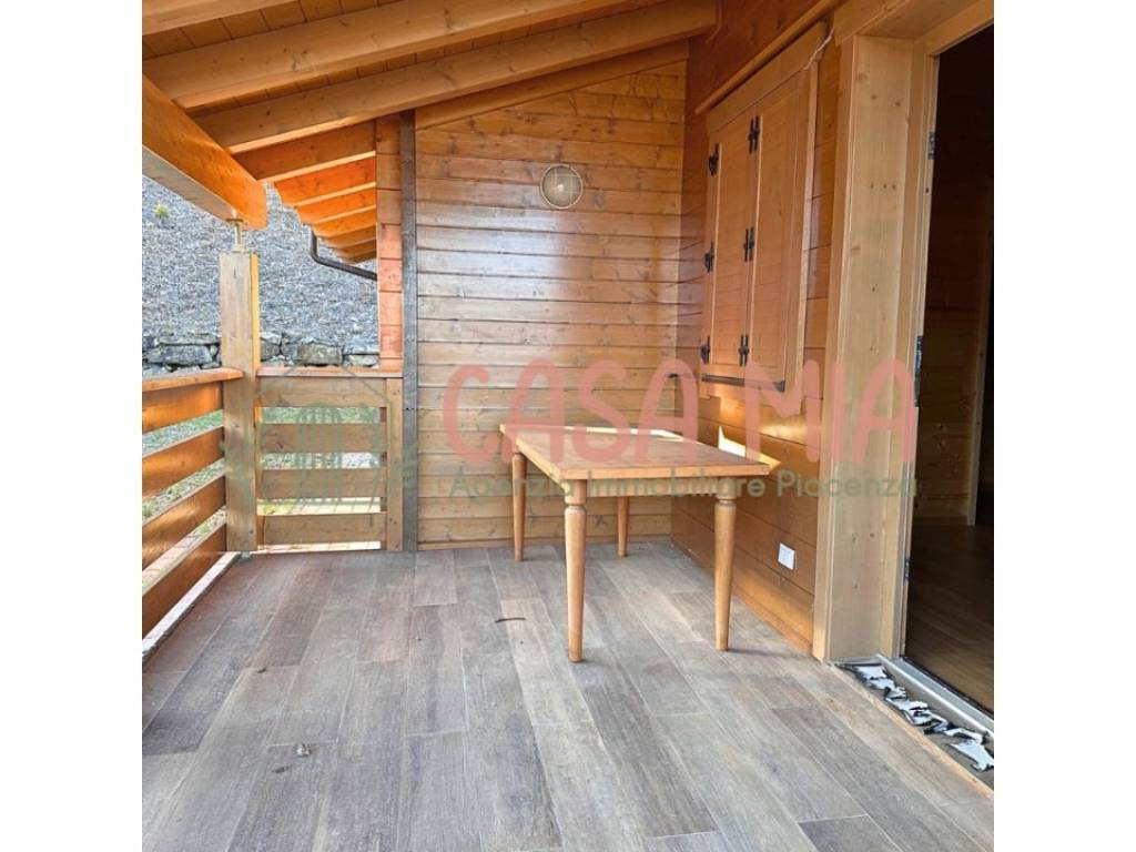 casa indipendente in vendita a Ferriere