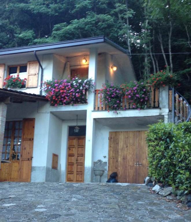 appartamento in vendita a Ferriere in zona San Gregorio