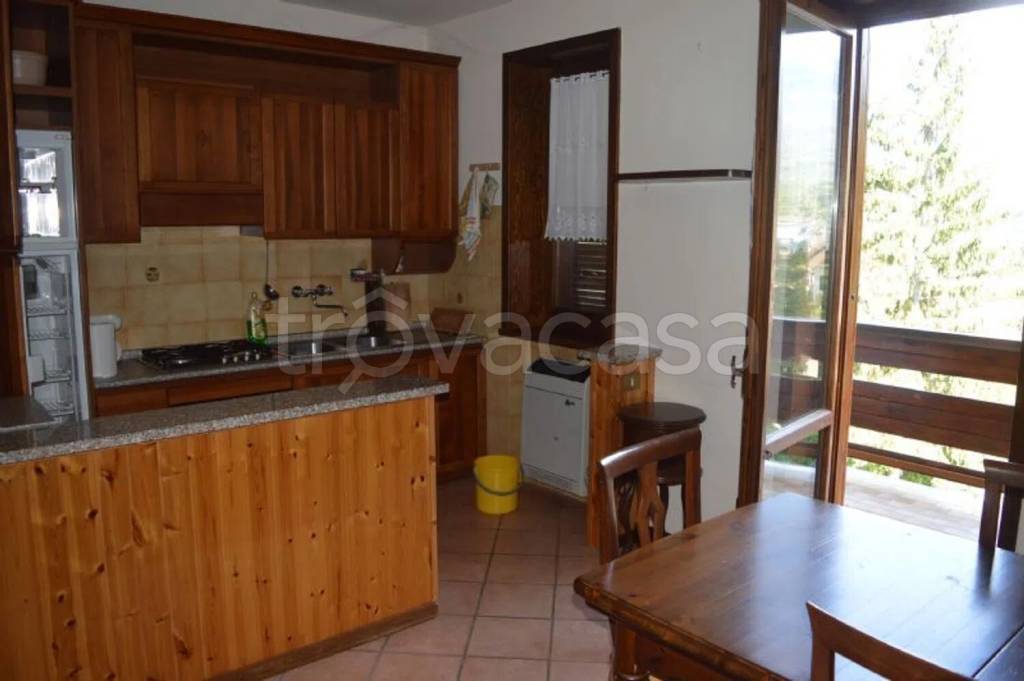 appartamento in vendita a Ferriere