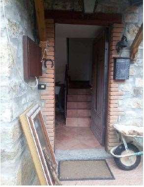 casa indipendente in vendita a Ferriere