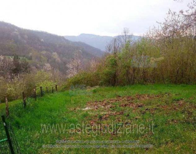 terreno edificabile in vendita a Ferriere