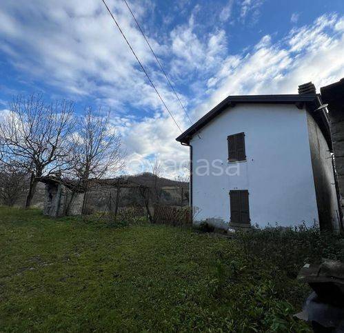 casa indipendente in vendita a Ferriere
