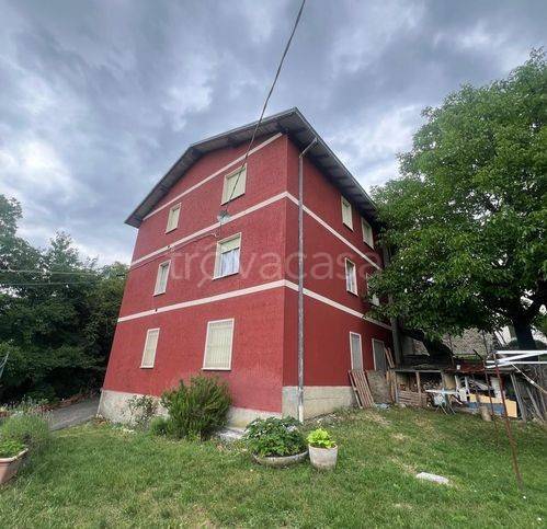 casa indipendente in vendita a Ferriere