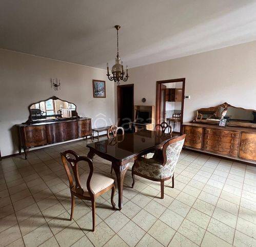 appartamento in vendita a Ferriere