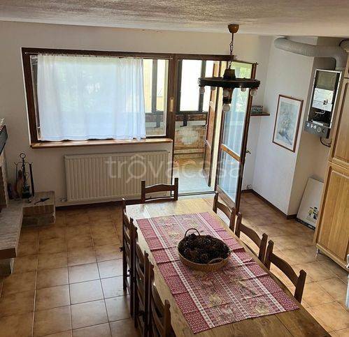 appartamento in vendita a Ferriere in zona Selva