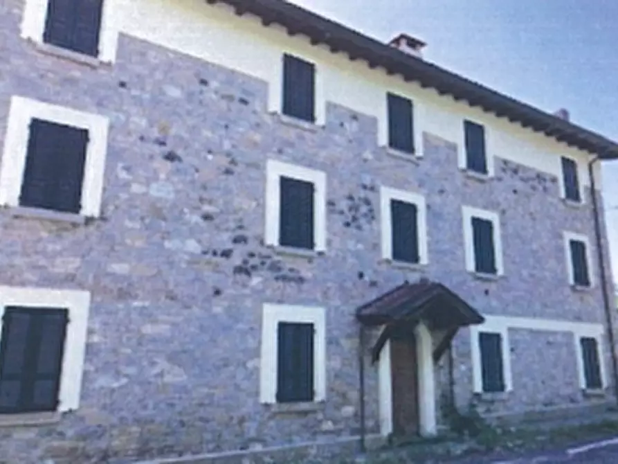 negozio in vendita a Ferriere in zona Bosconure