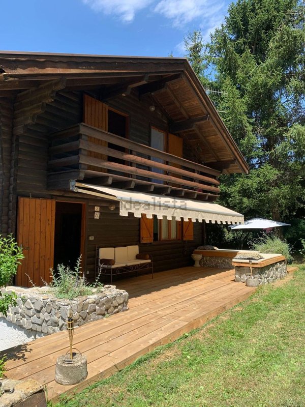 casa indipendente in vendita a Ferriere