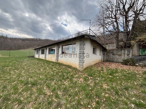 appartamento in vendita a Ferriere