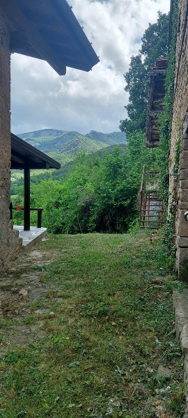 quadrivano in vendita a Ferriere in zona San Gregorio