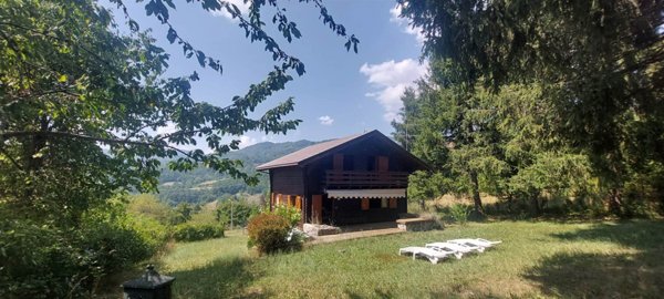 casa indipendente in vendita a Ferriere in zona Selva