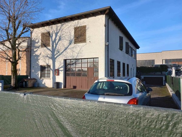 casa indipendente in vendita a Fiorenzuola d'Arda