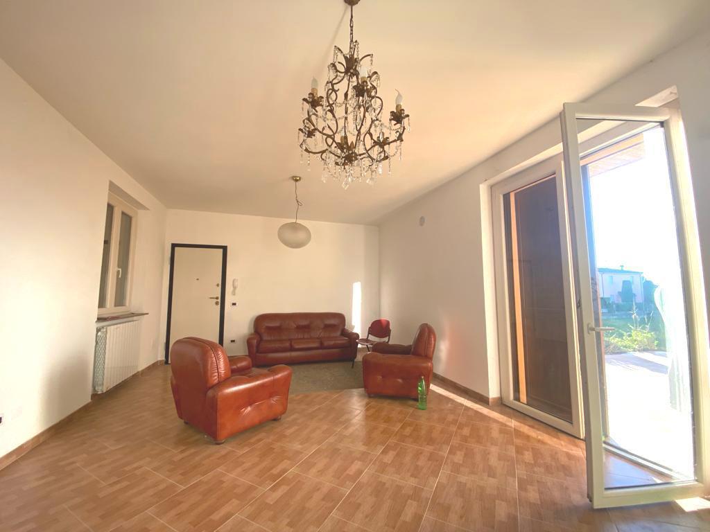 casa indipendente in vendita a Fiorenzuola d'Arda in zona San Protaso