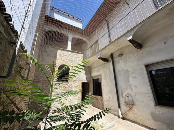 casa indipendente in vendita a Fiorenzuola d'Arda