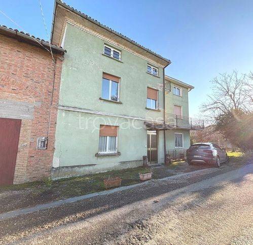 casa indipendente in vendita a Fiorenzuola d'Arda