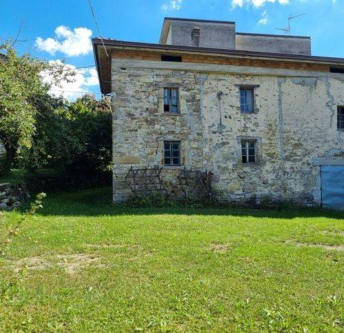 casa indipendente in vendita a Fiorenzuola d'Arda