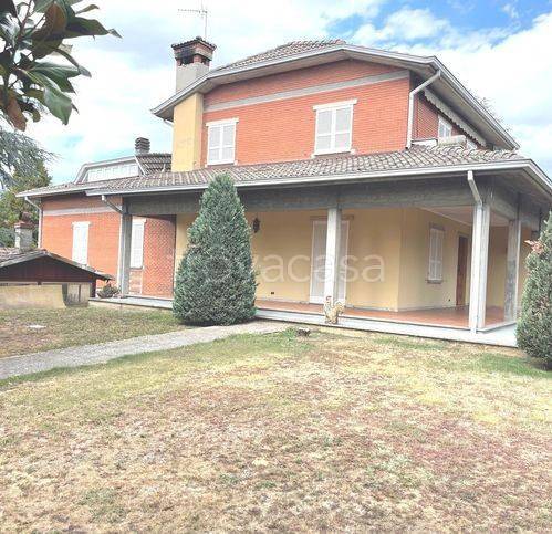 casa indipendente in vendita a Fiorenzuola d'Arda