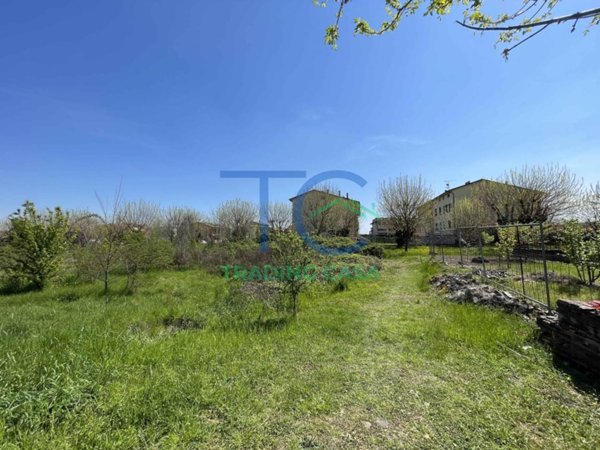 terreno edificabile in vendita a Fiorenzuola d'Arda