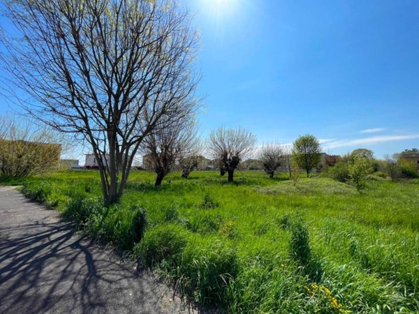 terreno edificabile in vendita a Fiorenzuola d'Arda