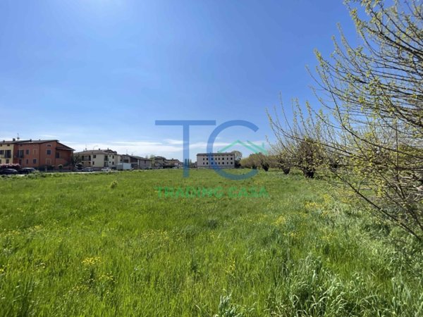 terreno edificabile in vendita a Fiorenzuola d'Arda