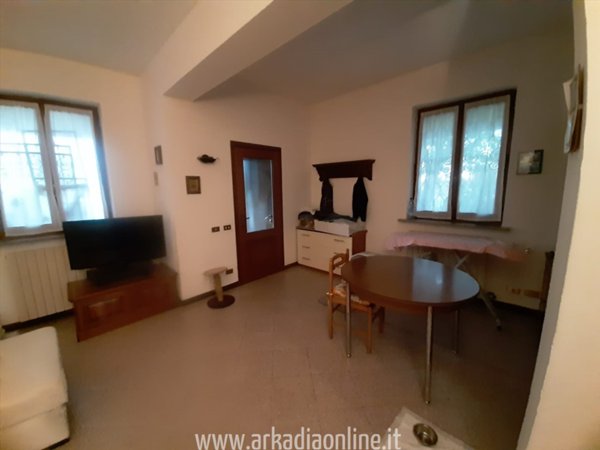 locale di sgombero in vendita a Fiorenzuola d'Arda