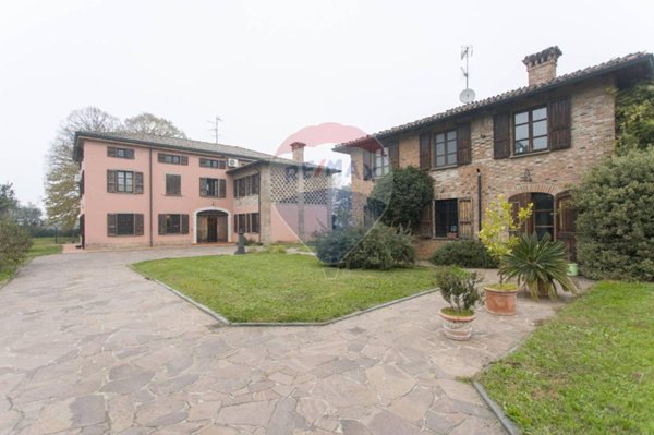 casa indipendente in vendita a Fiorenzuola d'Arda