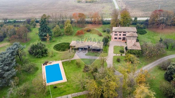 casa indipendente in vendita a Fiorenzuola d'Arda