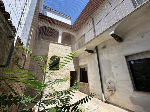 casa indipendente in vendita a Fiorenzuola d'Arda